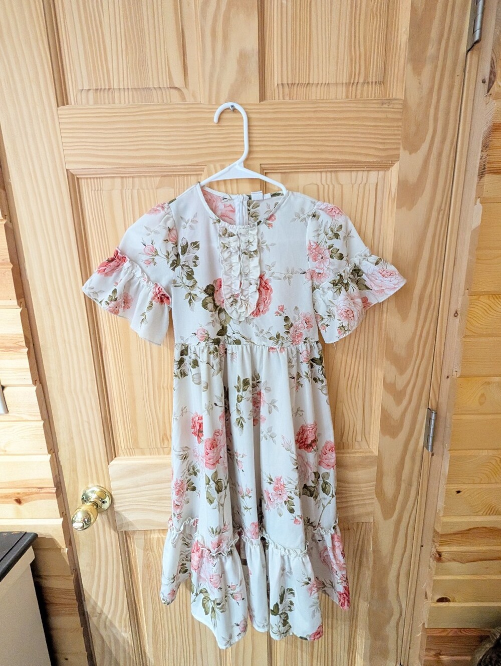 Shein Girls 7/8 Gorgeous Floral Ruffle Sleeve Girls' Dress - Pink on Cream